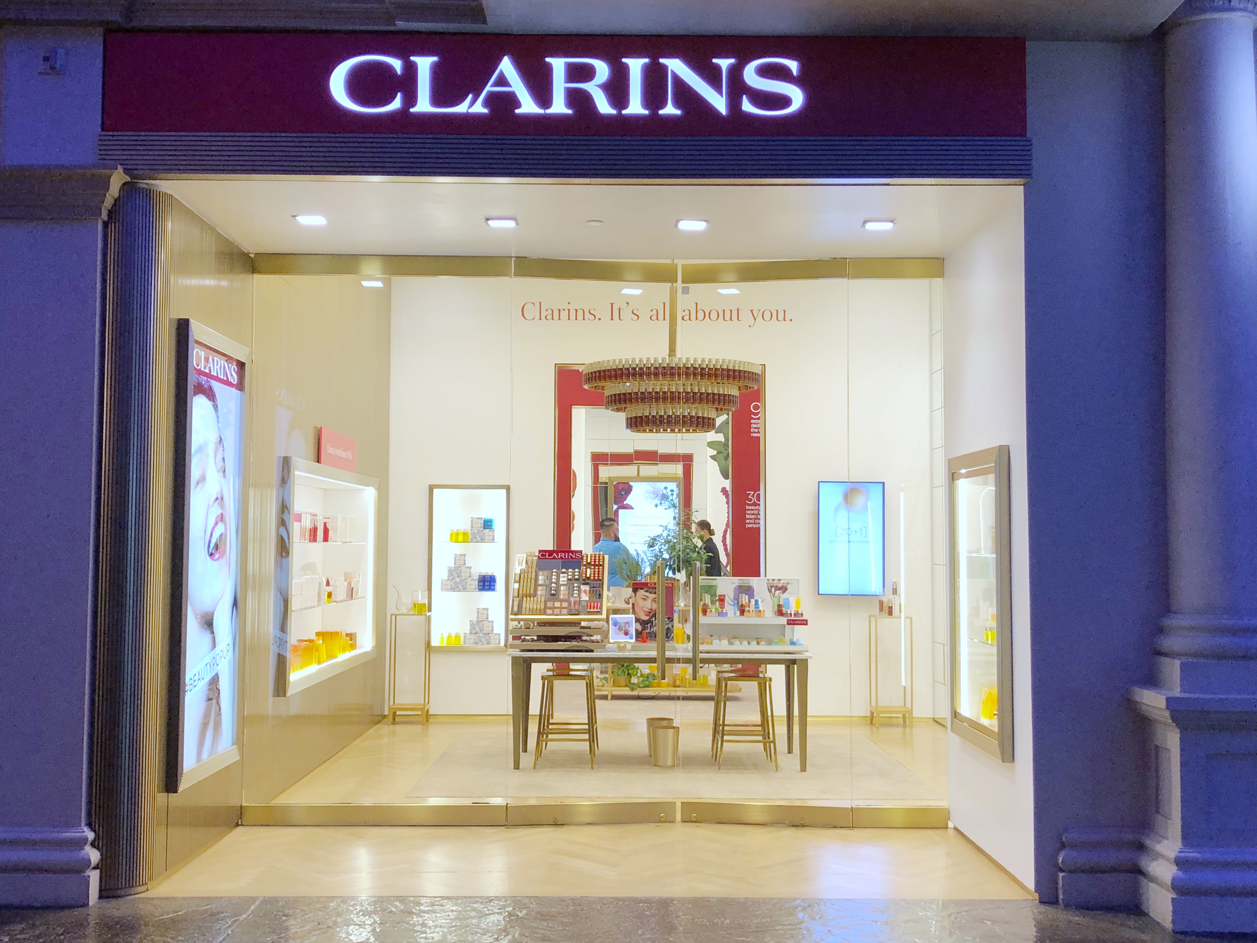 Clarins Pop Up Beauty Boutique